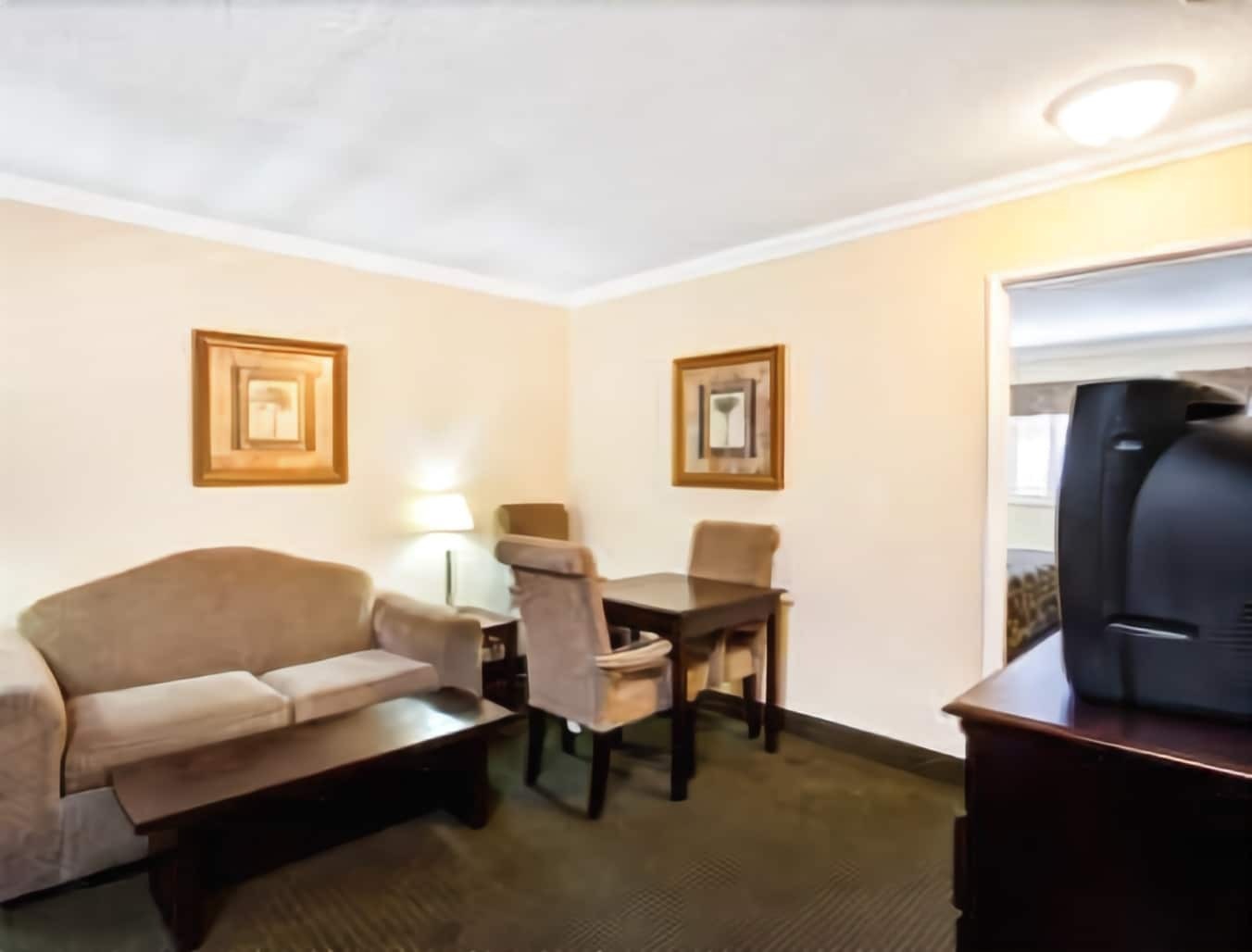לוס אנג'לס Travelodge By Wyndham Chatsworth מראה חיצוני תמונה
